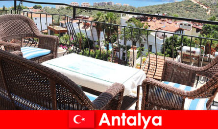 Hospitalidade na Turquia é confirmada novamente por turistas em Antália