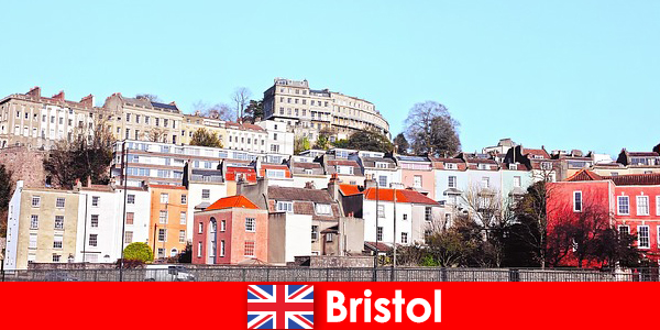 Bristol a cidade com cultura jovem e uma atmosfera amigável para estranhos