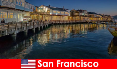 São Francisco, nos Estados Unidos, a orla é uma das preferidas dos turistas em férias