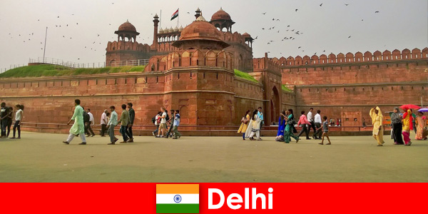 Vida vibrante em Delhi, Índia, para viajantes culturais de todo o mundo