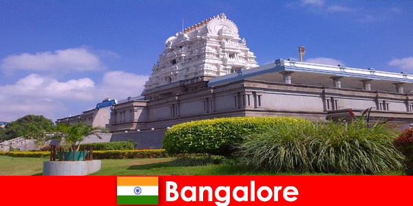 Os misteriosos e magníficos templos de Bangalore