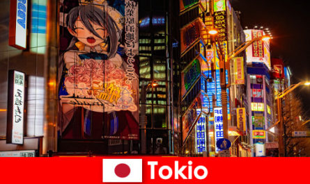 Mergulhe no mundo do mangá japonês para jovens turistas em Tóquio