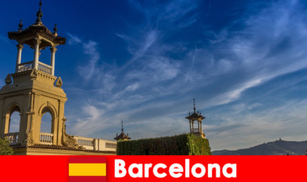 Sítios arqueológicos em Barcelona, ​​Espanha, aguardam turistas ávidos pela história