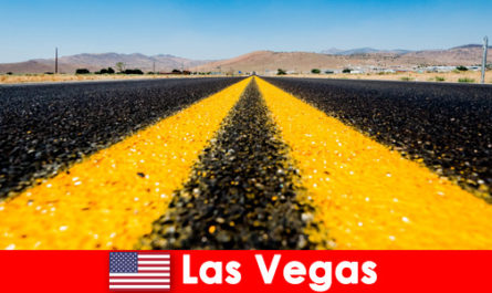 Os aventureiros que procuram aventura e atividades esportivas são vivenciados por viajantes em Las Vegas, Estados Unidos