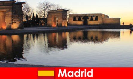 Destino popular para excursões a Madrid, Espanha, para estudantes europeus