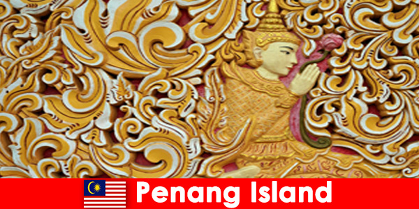 O turismo cultural atrai muitos visitantes estrangeiros à Ilha de Penang, Malásia