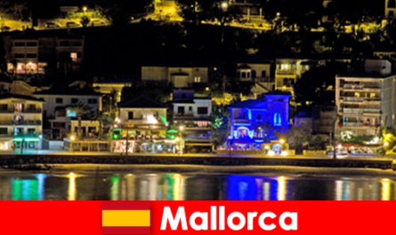Espanha Mallorca Strangers festejando noite adentro com garotas de programa particulares