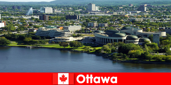 Casas culturais e os restaurantes mais populares são o destino dos hóspedes em Ottawa Canadá