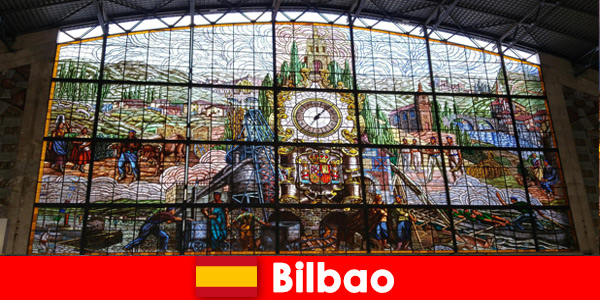 Belezas arquitetônicas aguardam jovens visitantes na Espanha Bilbao