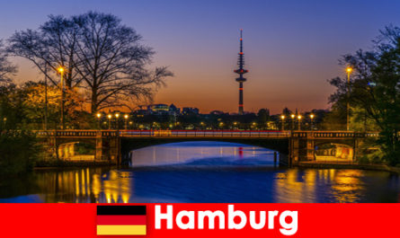 Hamburgo na Alemanha convida turistas para a cidade dos canais