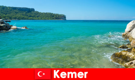 Kemer Onde as cidades antigas e as praias gloriosas da Turquia se encontram